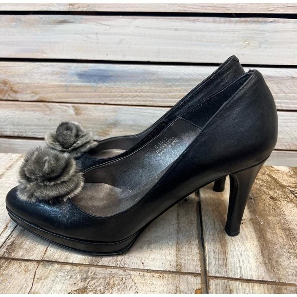 Carisima Black Leather Mink Fur Pom Pom Platform Stiletto Heels Size 8.5